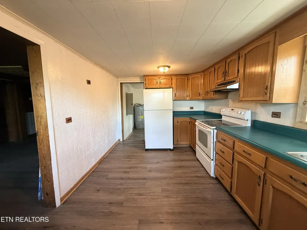 1089 Bicknell Road Clarkrange TN 38553