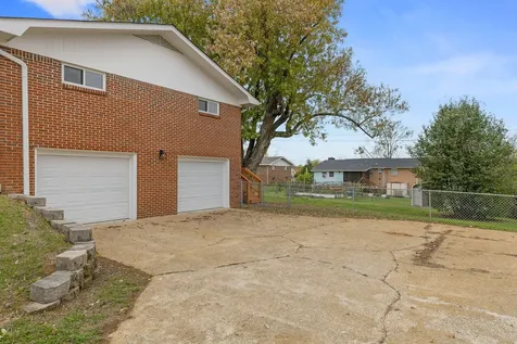 2515 Sharron Drive Chattanooga TN 37421