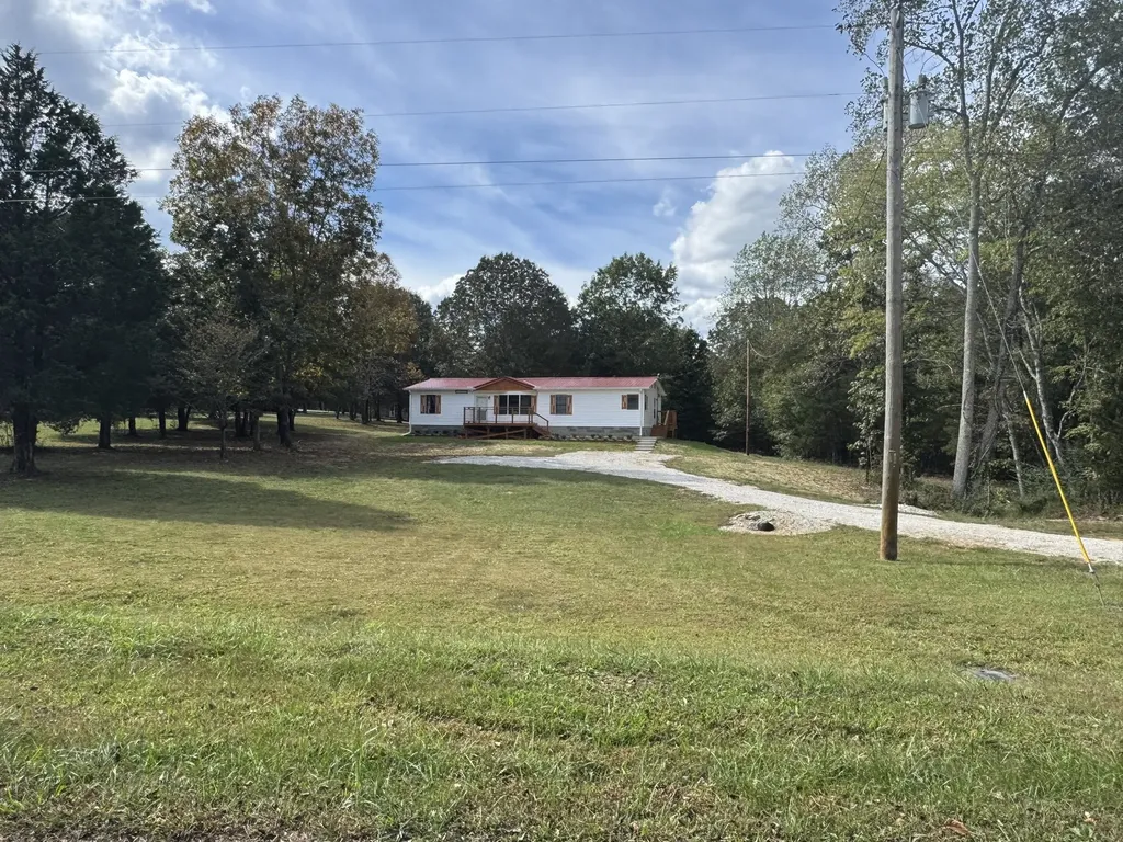 10045 Buckner Ridge Road Bon Aqua TN 37025