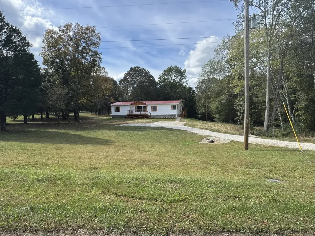 10045 Buckner Ridge Road Bon Aqua TN 37025
