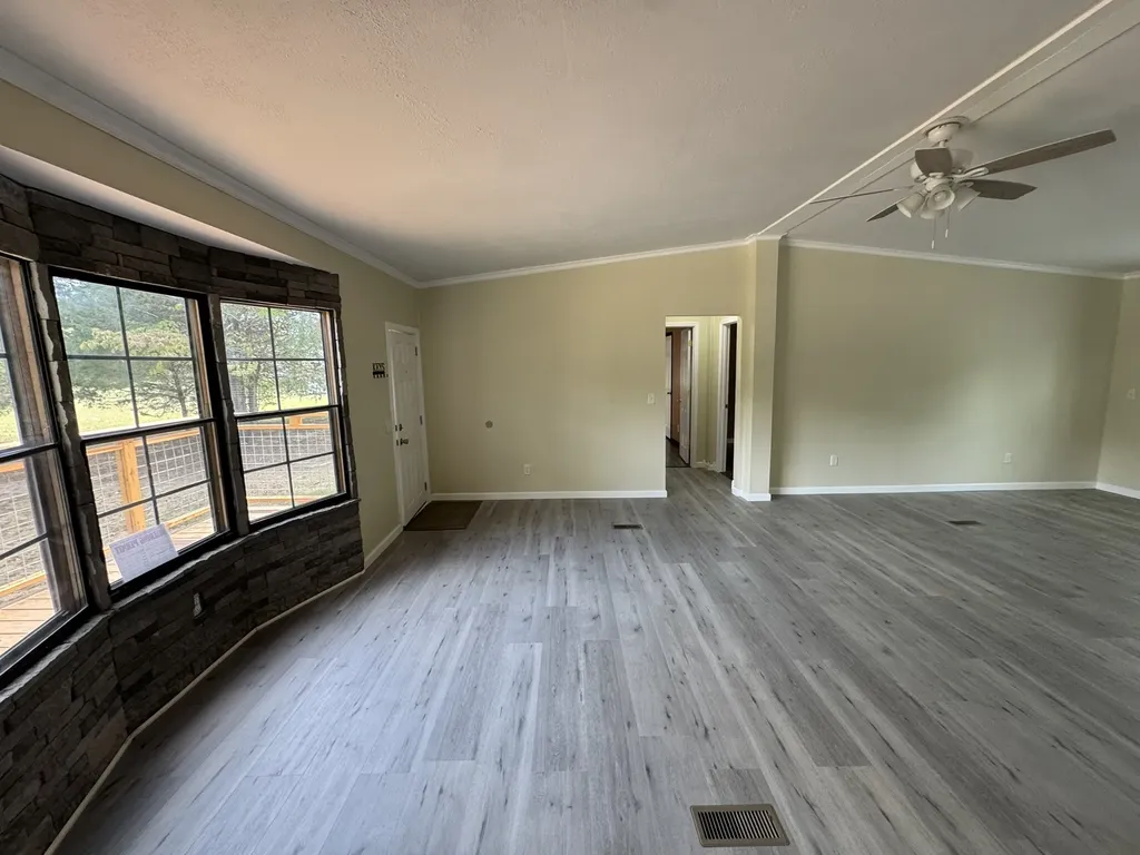 10045 Buckner Ridge Road Bon Aqua TN 37025