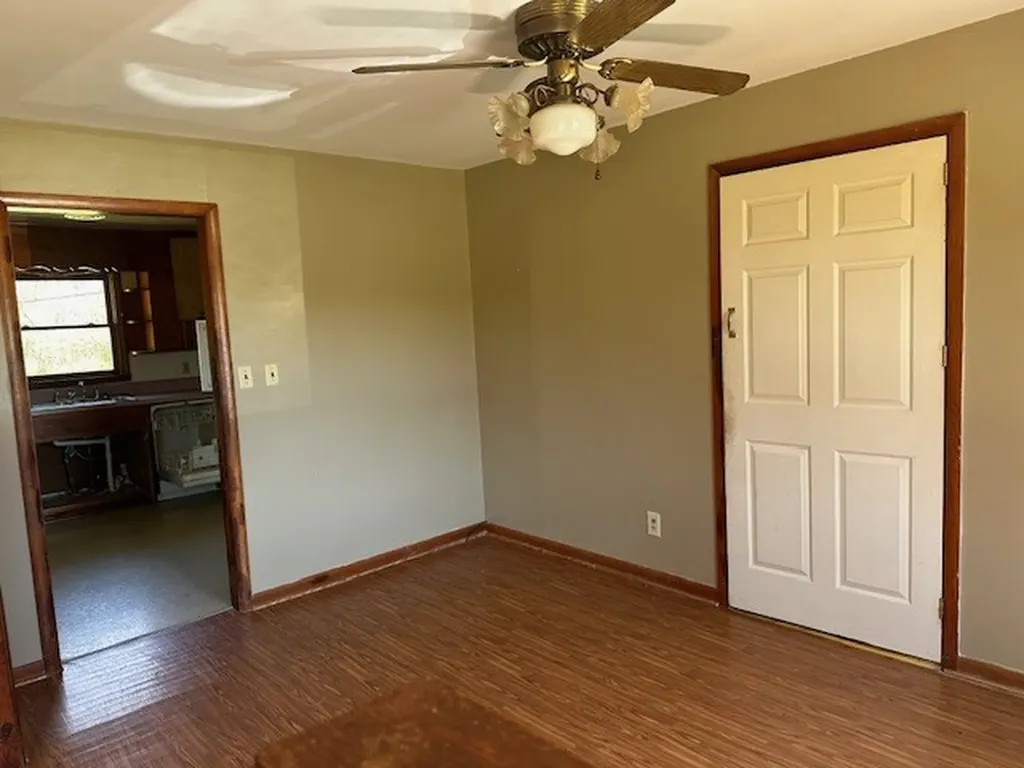 5155 Highway 100 Lyles TN 37098