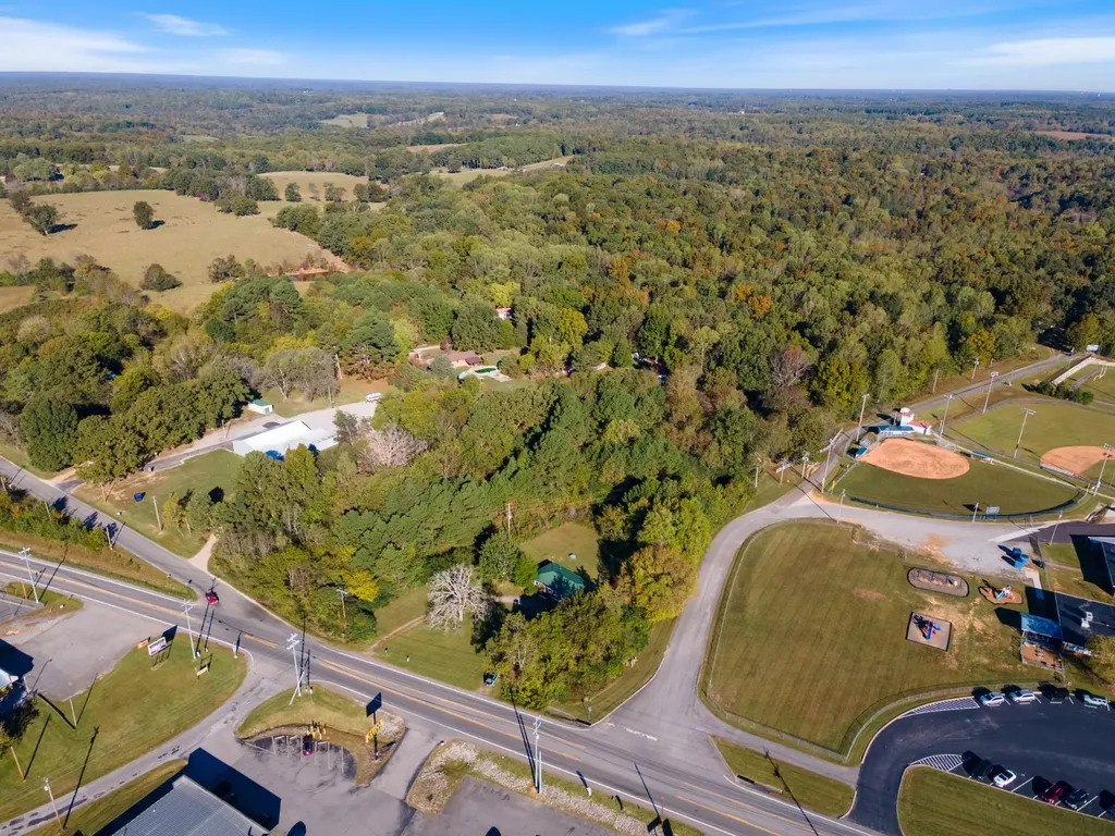 5155 Highway 100 Lyles TN 37098