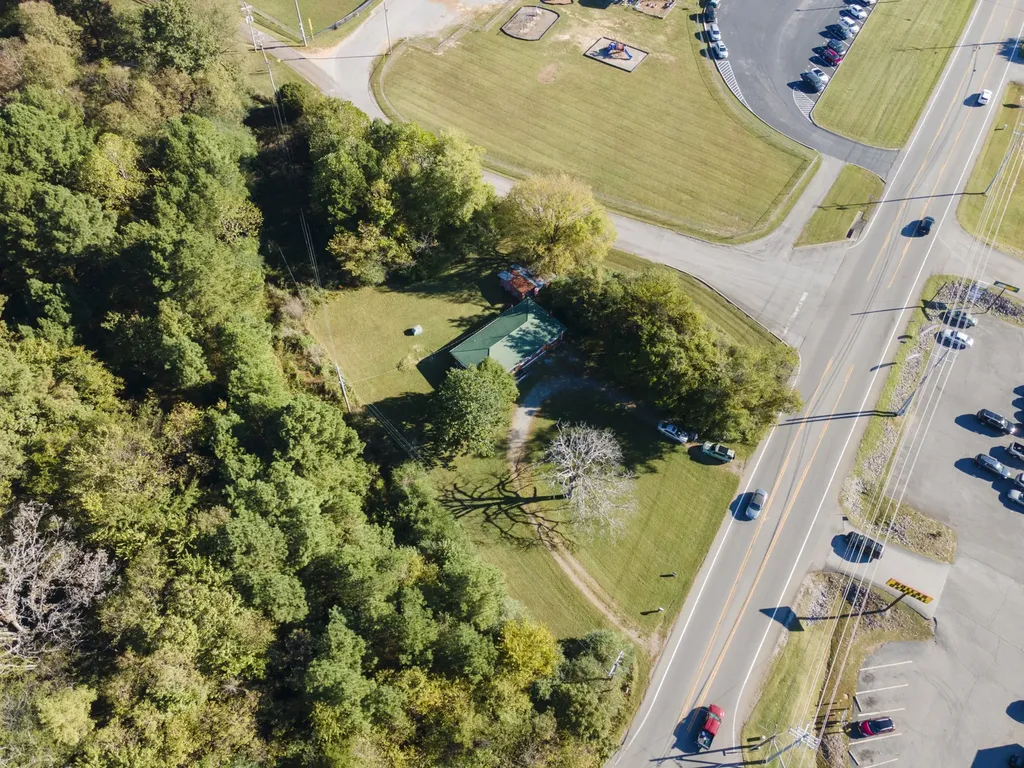 5155 Highway 100 Lyles TN 37098