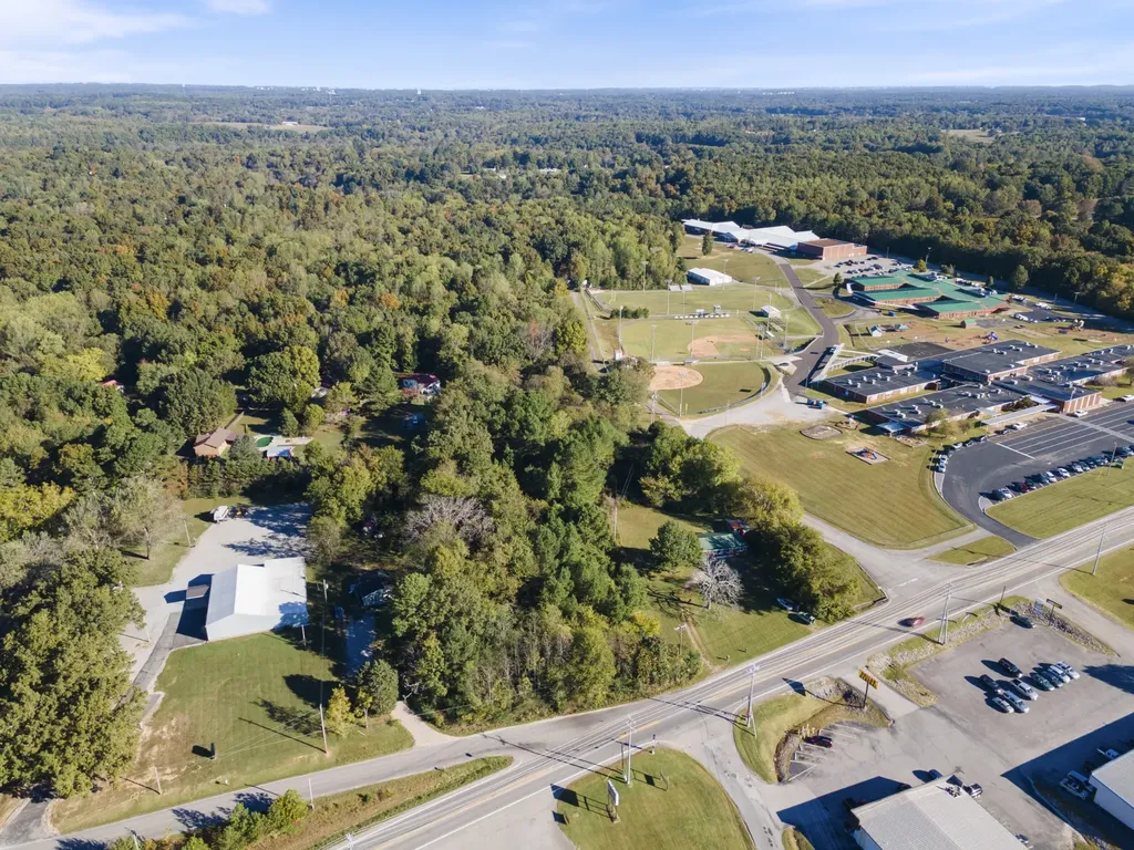 5155 Highway 100 Lyles TN 37098