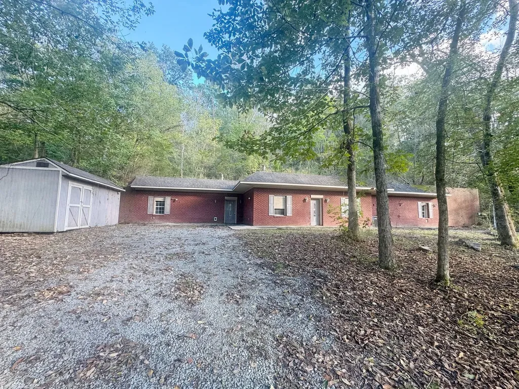 28 Alease Drive Fayetteville TN 37334