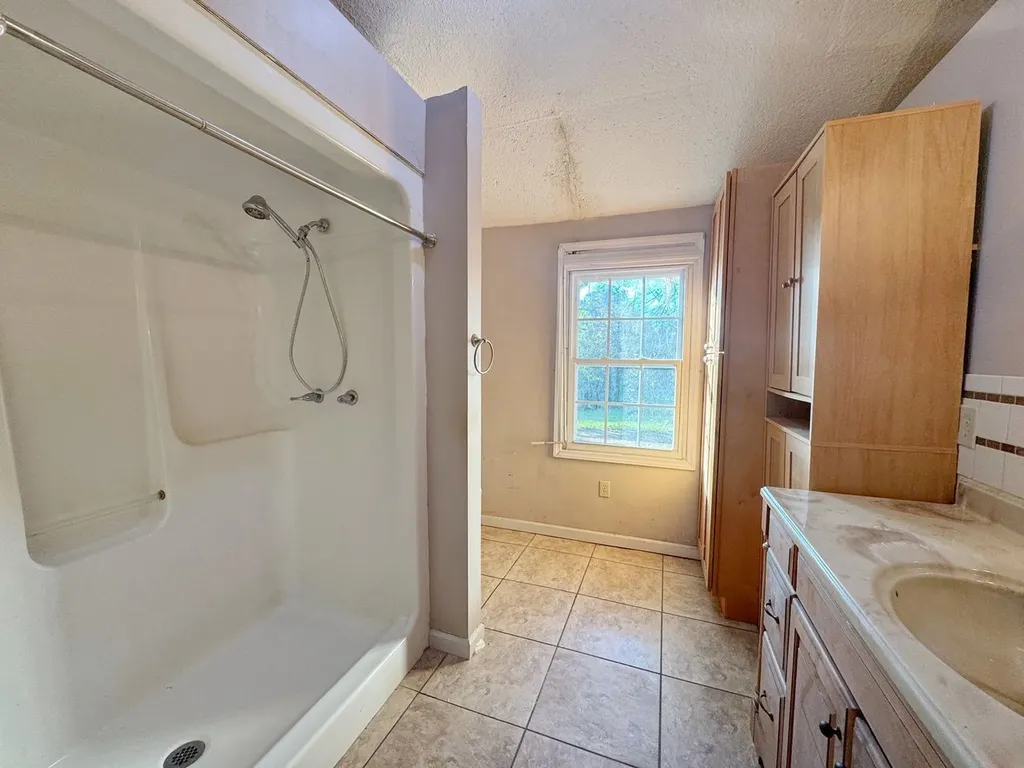 28 Alease Drive Fayetteville TN 37334