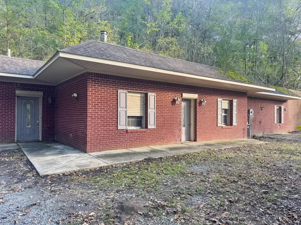 28 Alease Drive Fayetteville TN 37334