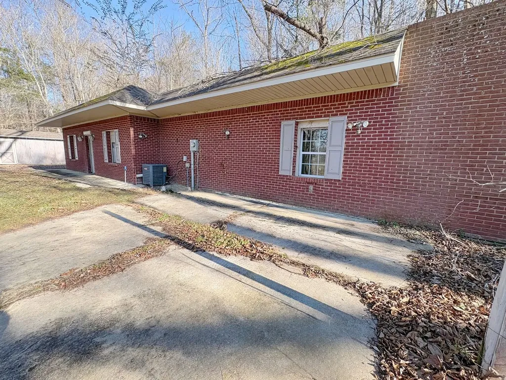 28 Alease Drive Fayetteville TN 37334