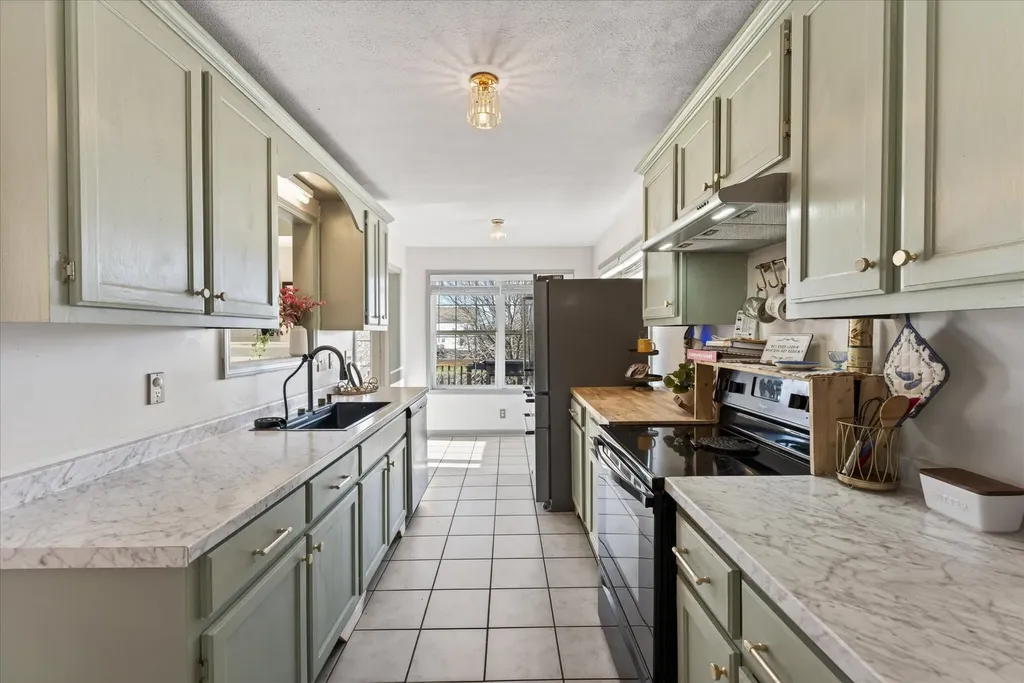 1059 Cindy Jo Court Clarksville TN 37040