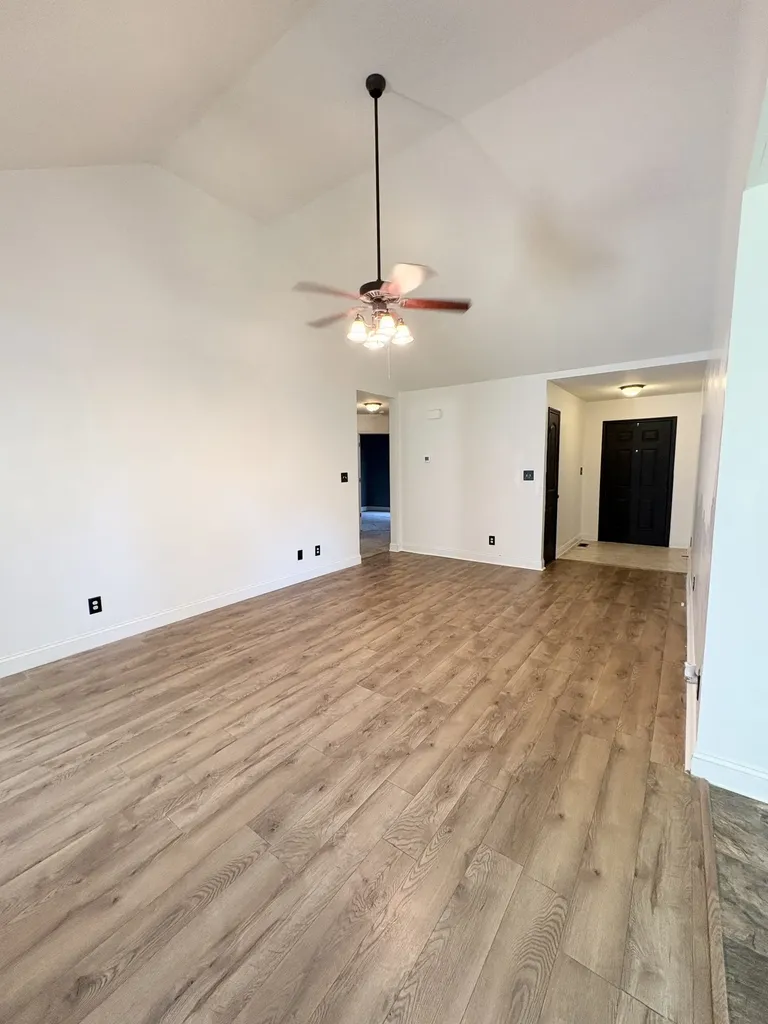1354 Whitt Lane Clarksville TN 37042