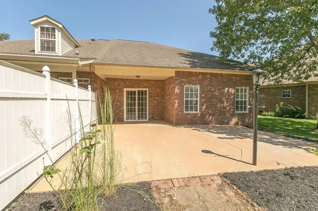 2208 Stanford Court Murfreesboro TN 37130