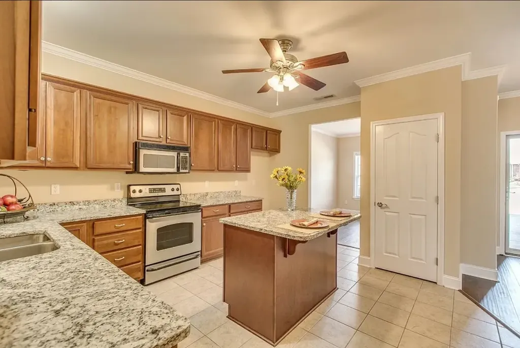 2208 Stanford Court Murfreesboro TN 37130