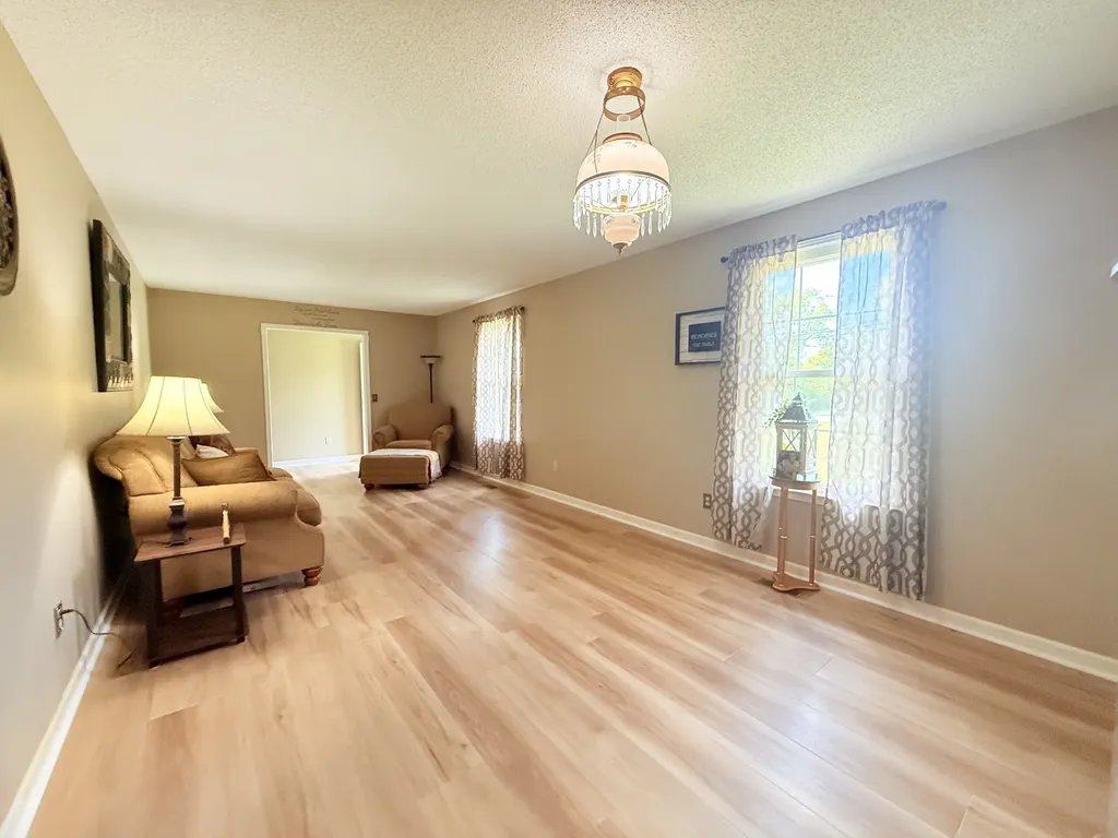 544 Trousdale Ferry Pike Lebanon TN 37087
