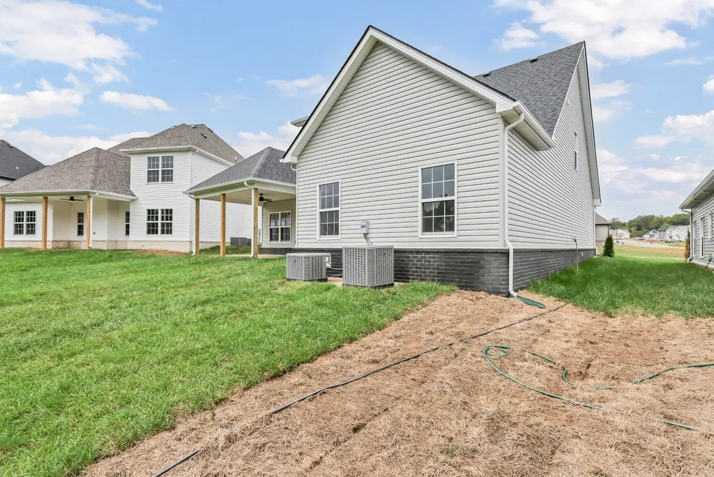 1135 Mourning Cloak Drive Clarksville TN 37043