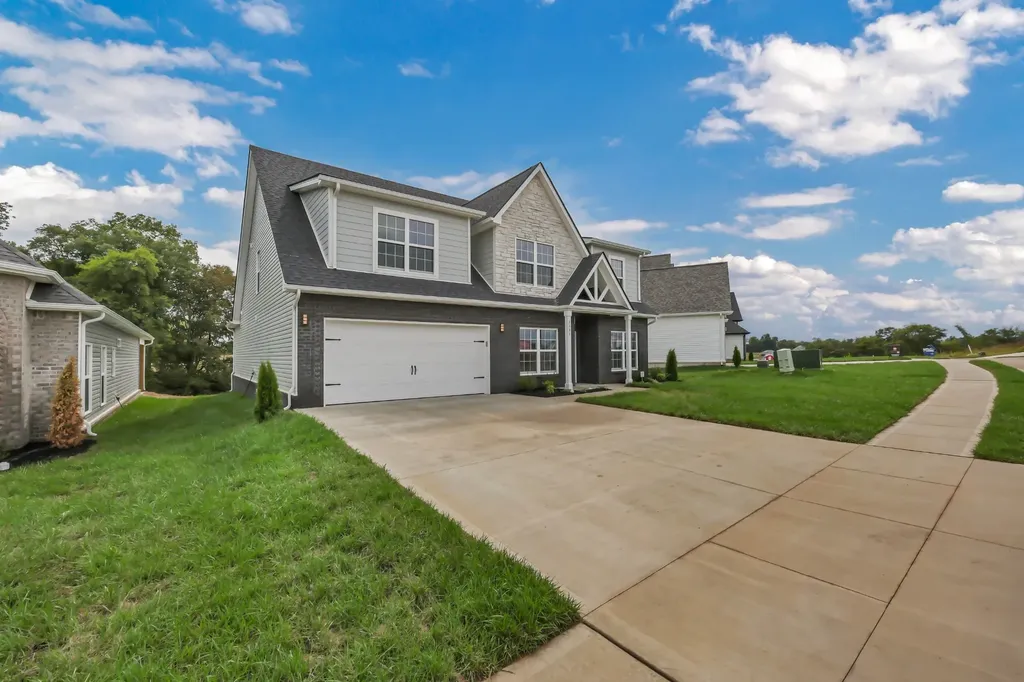 1135 Mourning Cloak Drive Clarksville TN 37043