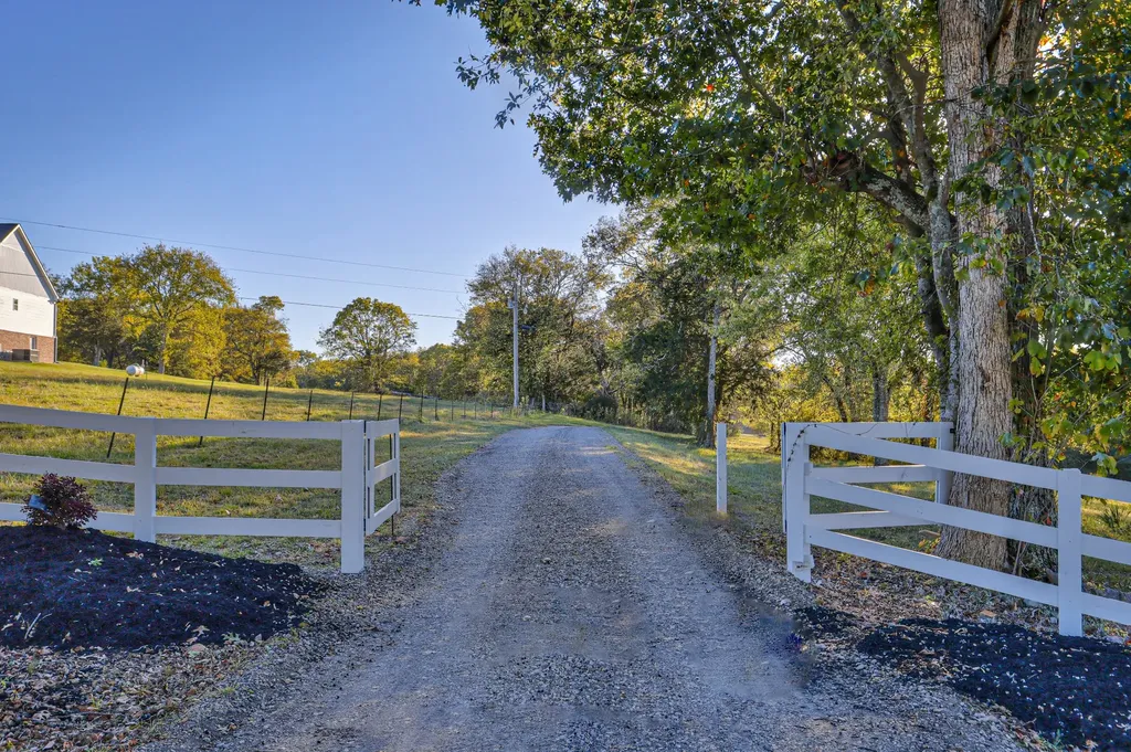 1380 Haley Road Watertown TN 37184