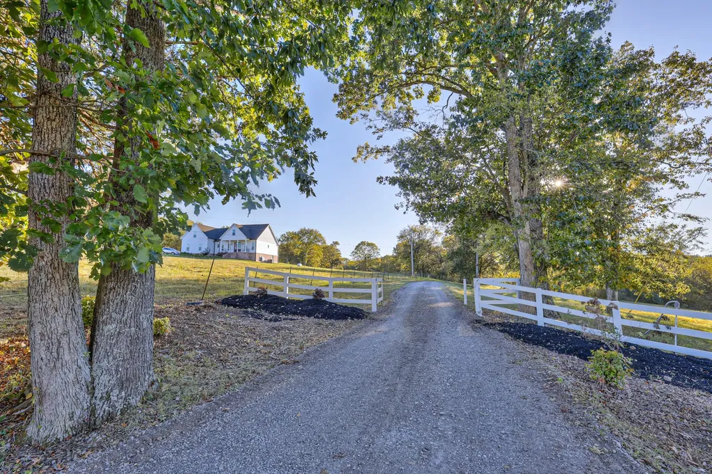 1380 Haley Road Watertown TN 37184