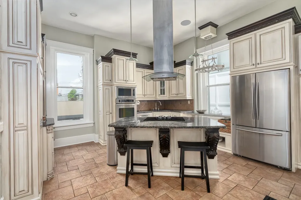 1025 Villa Place Nashville TN 37212