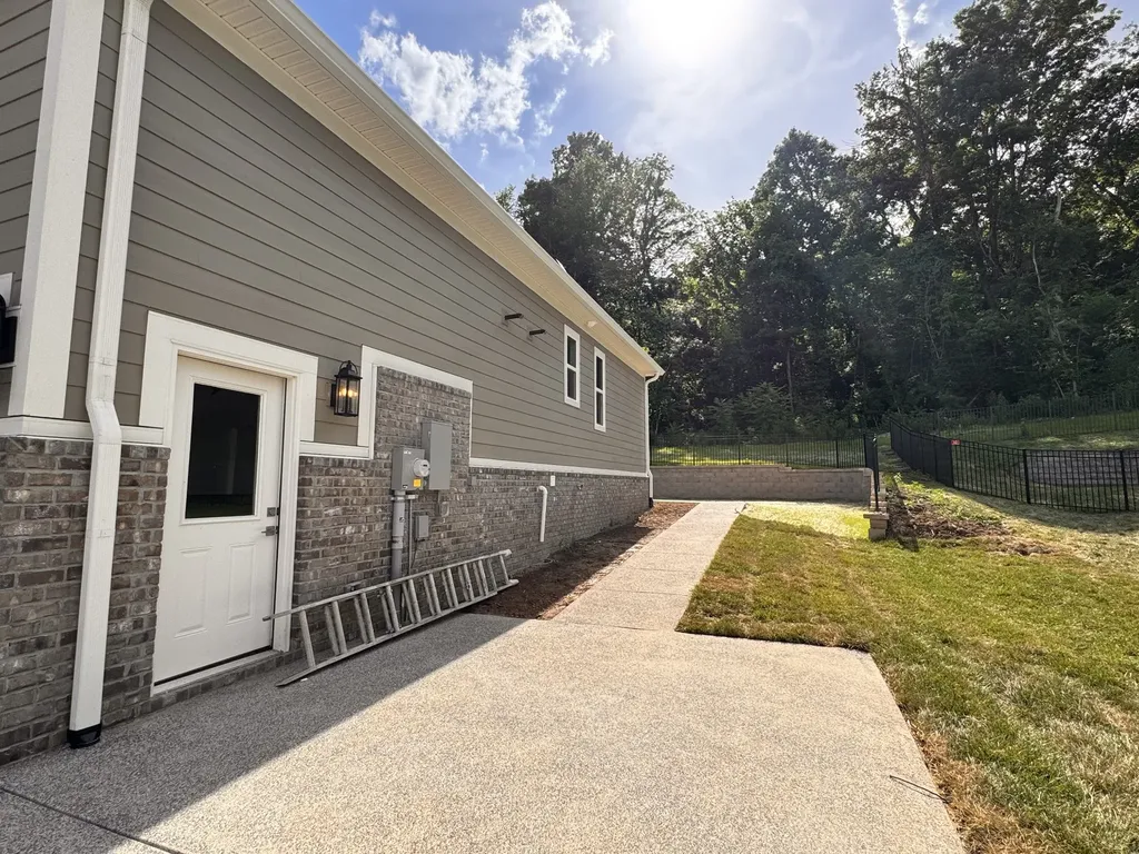 6021 Elliott Court Arrington TN 37014