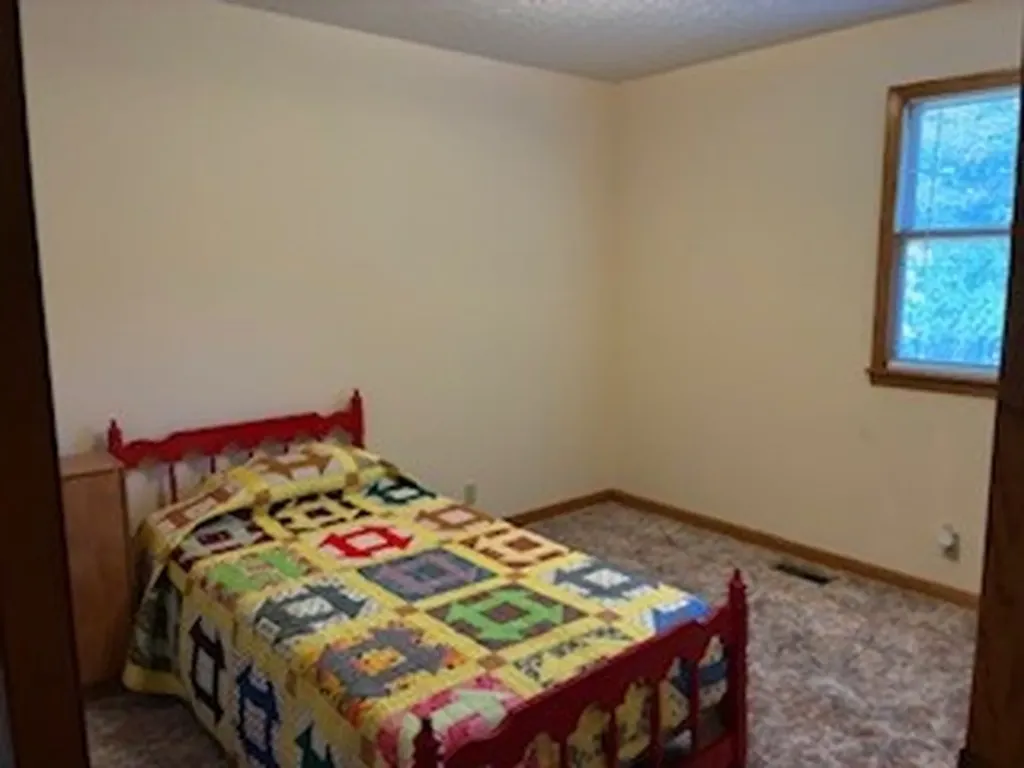 2319 S Williams Road, S Greenbrier TN 37073