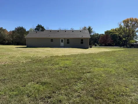 1517 Paynes Church Road Winchester TN 37398
