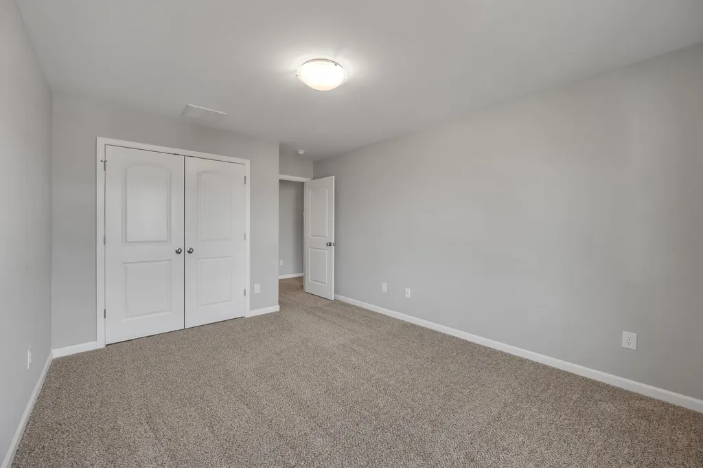 965 Hunters Lane Springfield TN 37172
