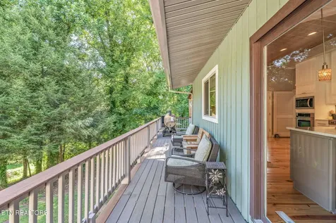 828 Sargent Drive Kingston TN 37763