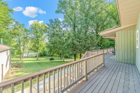 828 Sargent Drive Kingston TN 37763