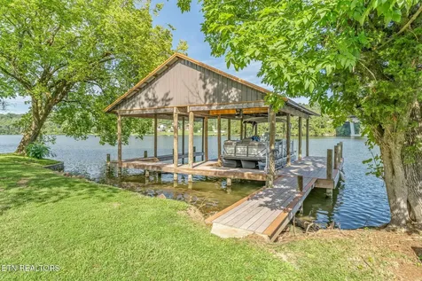 828 Sargent Drive Kingston TN 37763