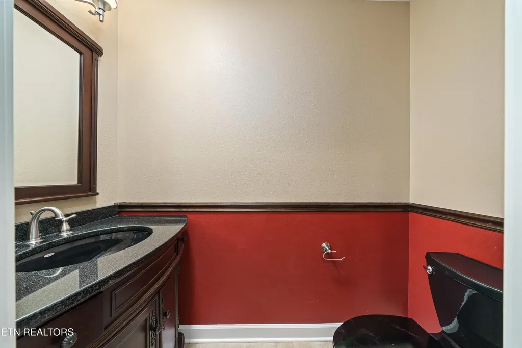 40 Bluff View Terrace Crossville TN 38558