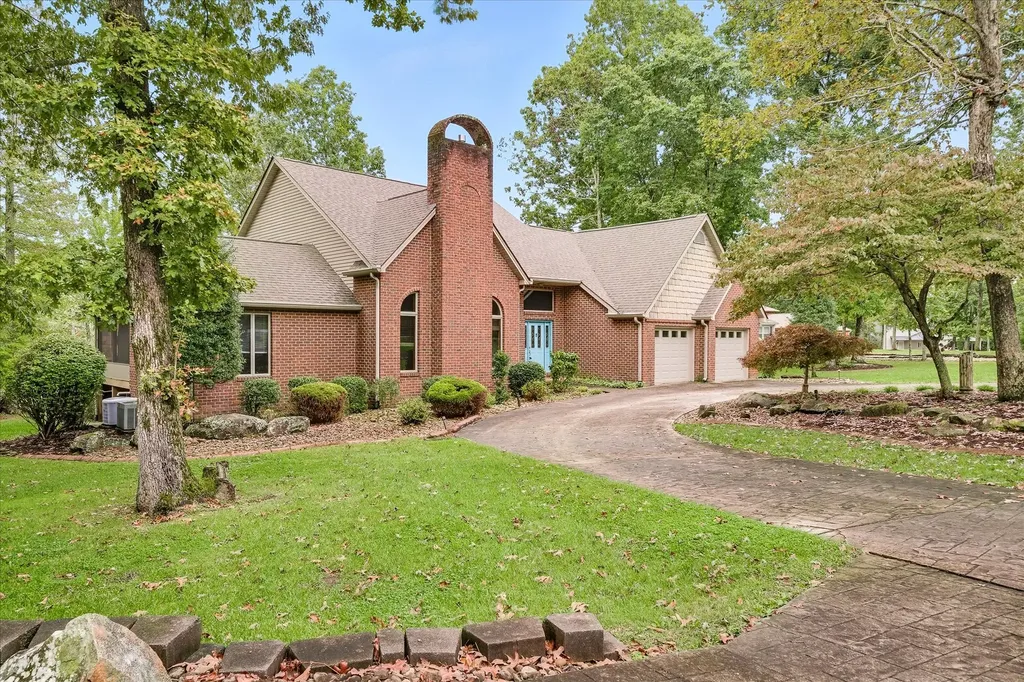 8537 Cherokee Trail Crossville TN 38572