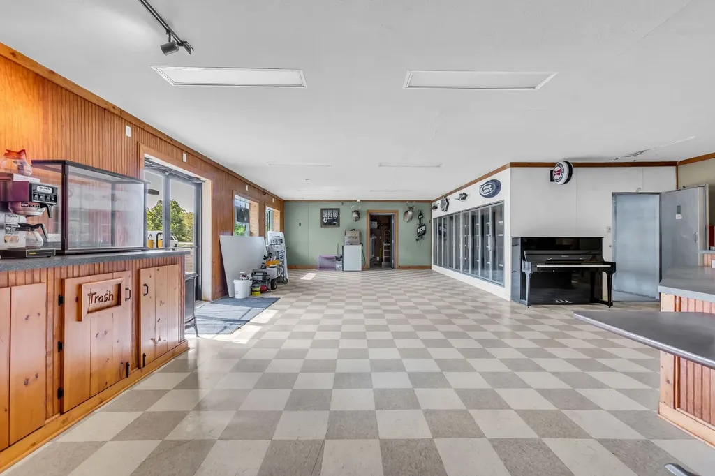 1271 Highway 50, E Centerville TN 37033