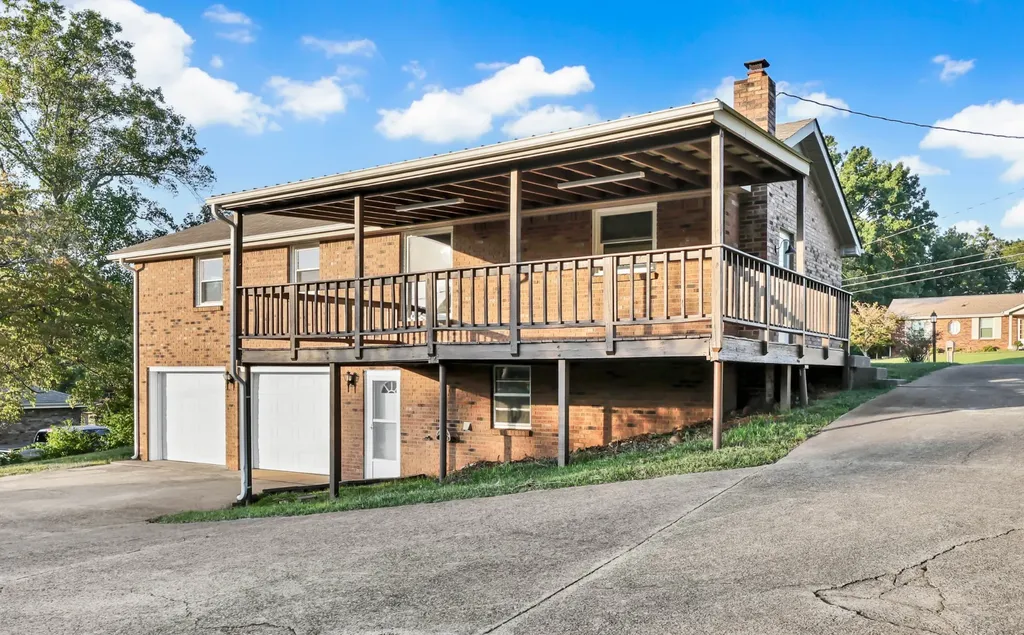 335 Hampshire Drive Clarksville TN 37043