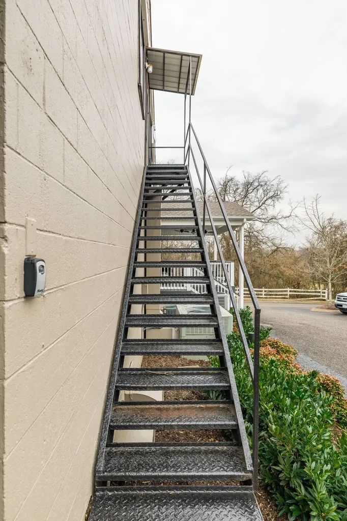 700 E Main Street Hendersonville TN 37075