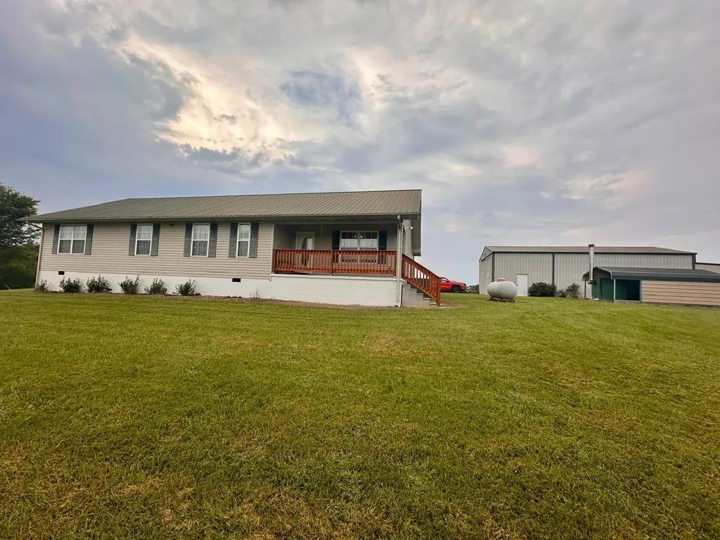 12343 Griffith Road Pikeville TN 37367