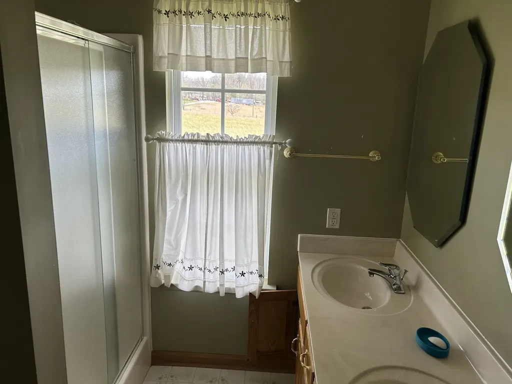 12343 Griffith Road Pikeville TN 37367