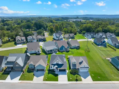 65 Pontoon Place Winchester TN 37398
