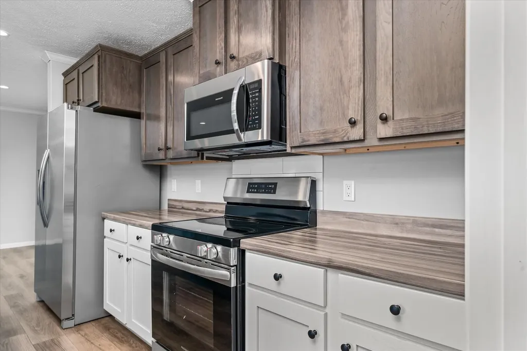 1890 Anna Maria Lane Cookeville TN 38501