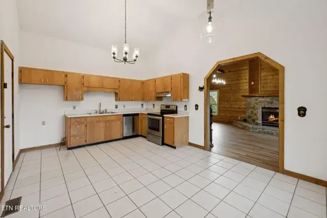4429 New Pioneer Trail Pigeon Forge TN 37863