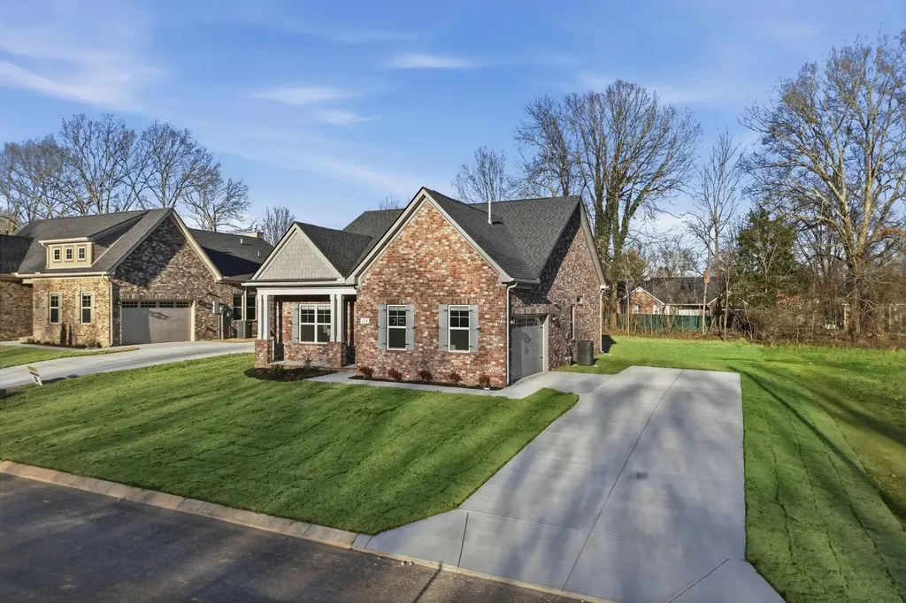 115 Sagewood Drive Tullahoma TN 37388