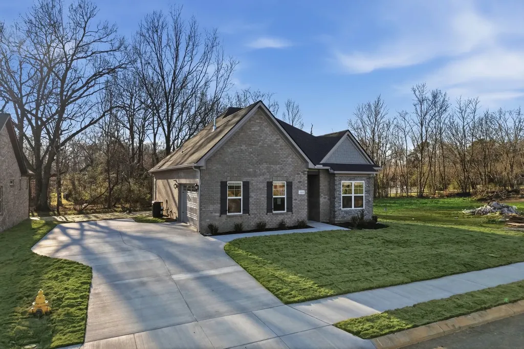 108 Sagewood Drive Tullahoma TN 37388