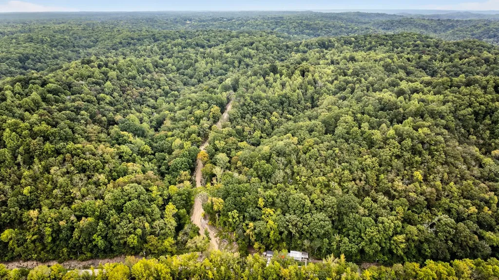 2480 Claylick Road Whites Creek TN 37189