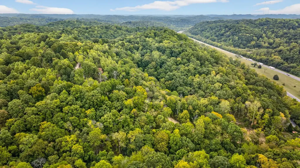 2480 Claylick Road Whites Creek TN 37189