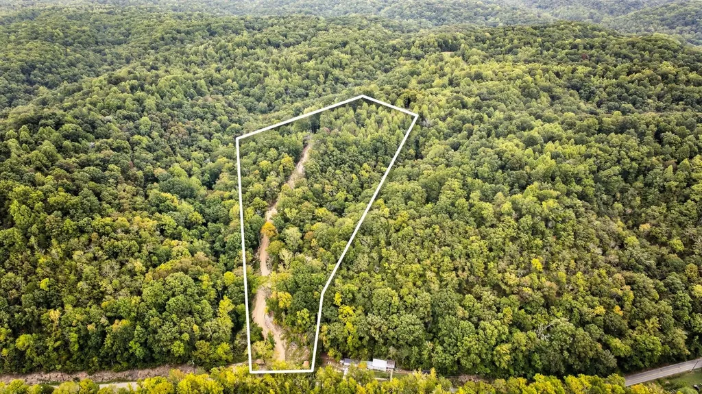 2480 Claylick Road Whites Creek TN 37189