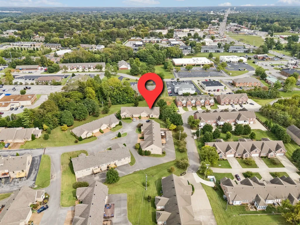 1818 Memorial Drive Clarksville TN 37043