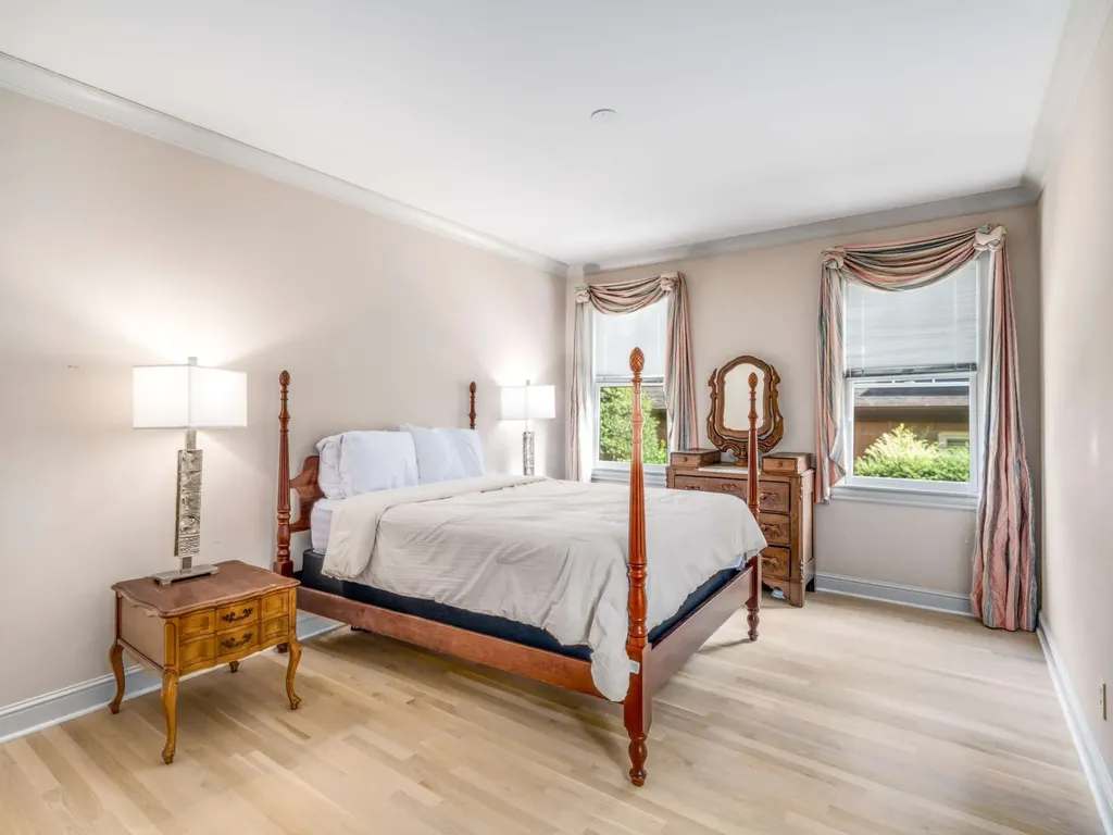 22 Bosley Oaks Nashville TN 37205