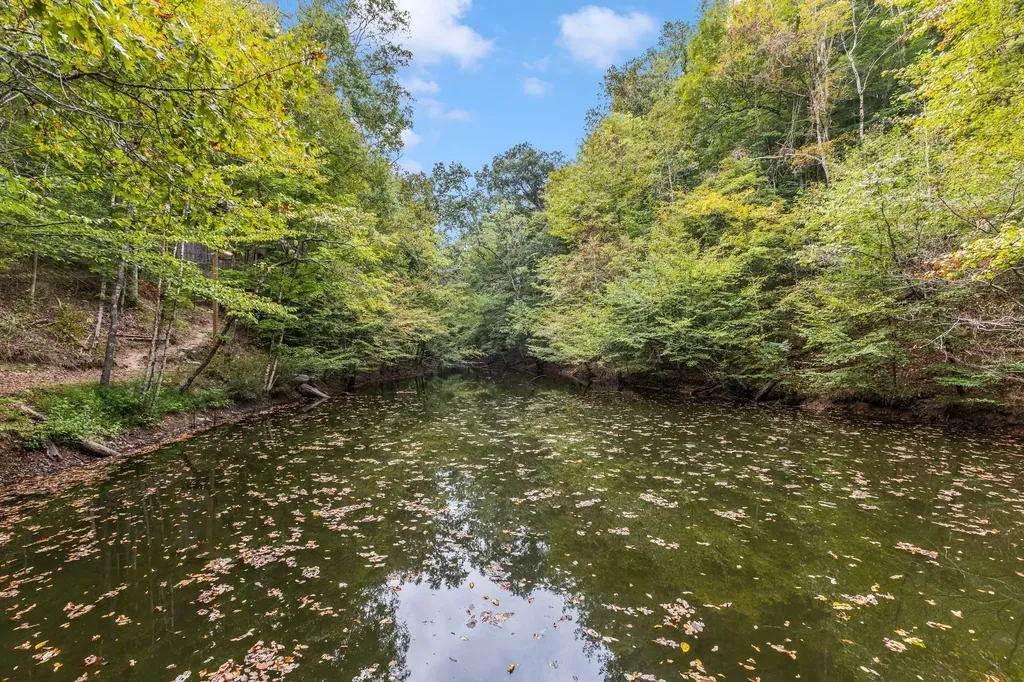 5192 Whitlow Mountain Road Ashland City TN 37015