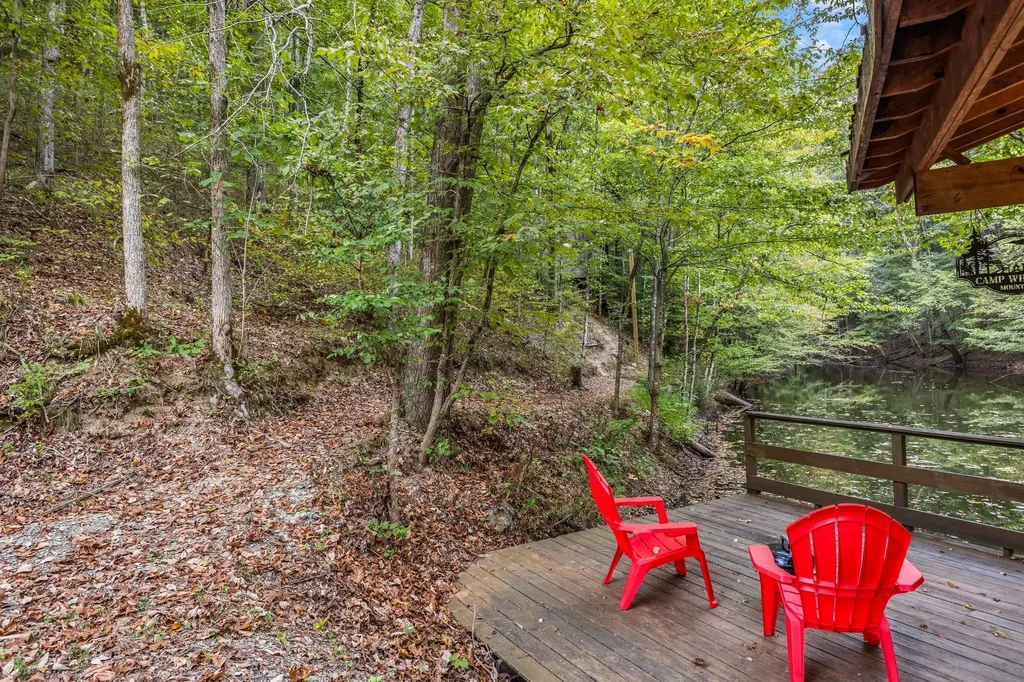 5192 Whitlow Mountain Road Ashland City TN 37015