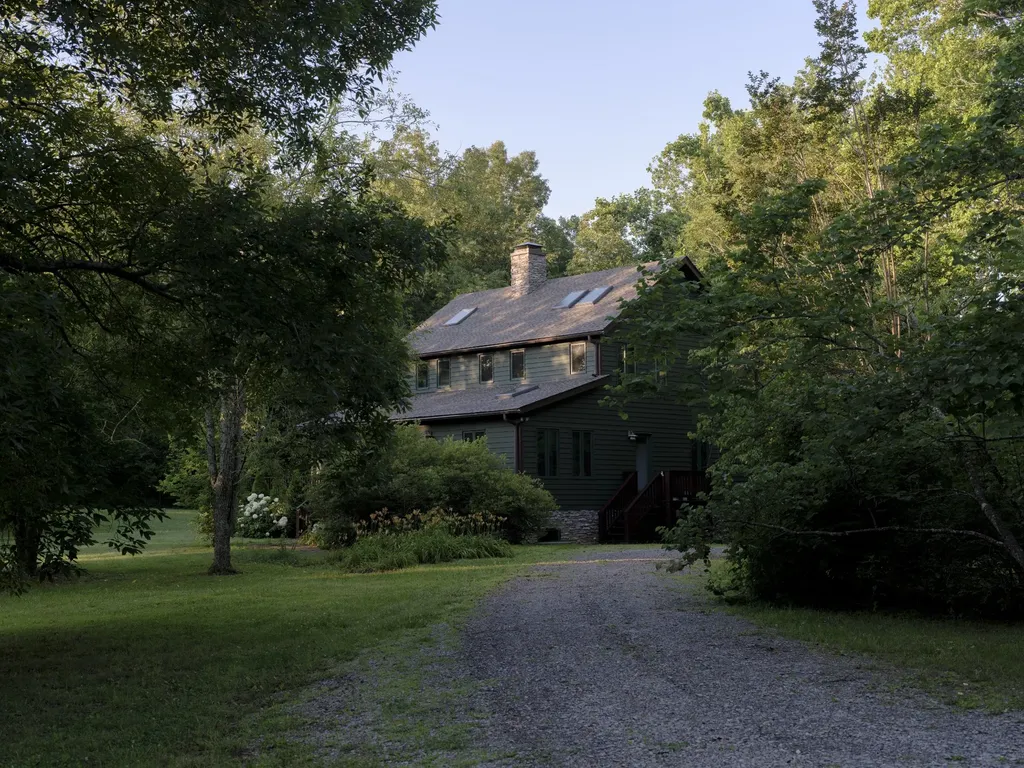 7725 Caney Fork Road Fairview TN 37062